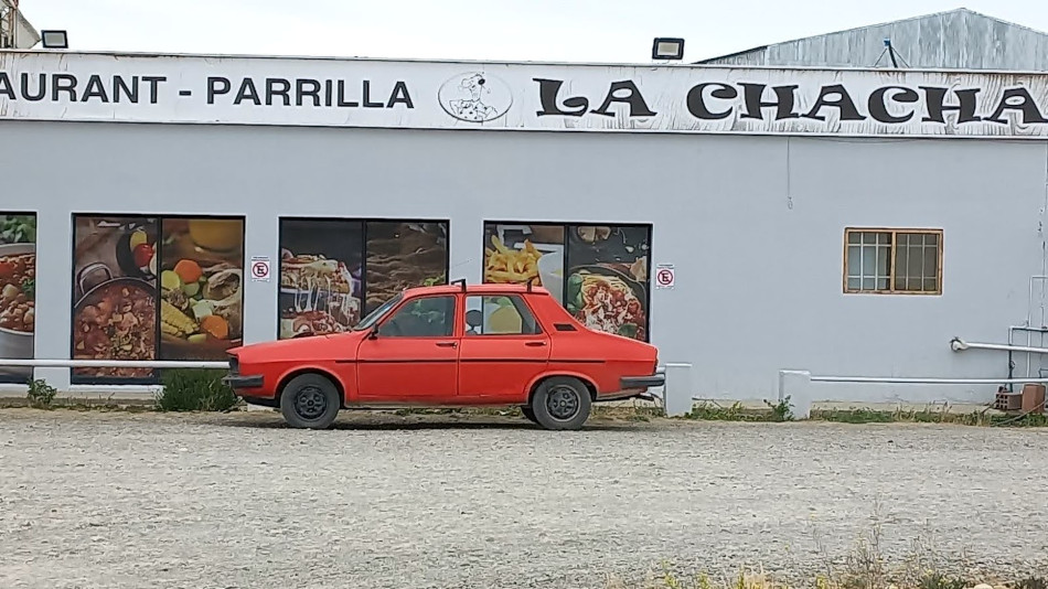 Renault 12 rojo, Comandante Luis Piedrabuena