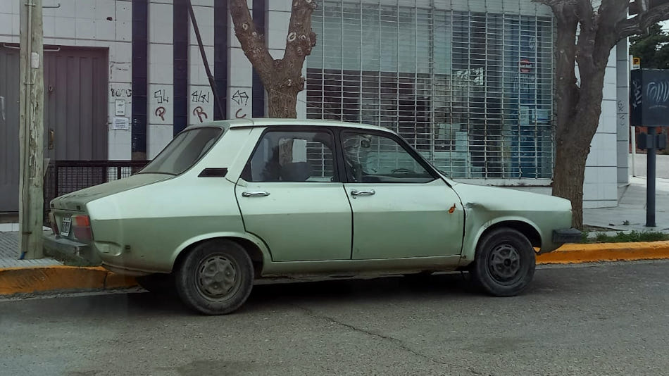 Renault 12 verde, Comodoro Rivadavia