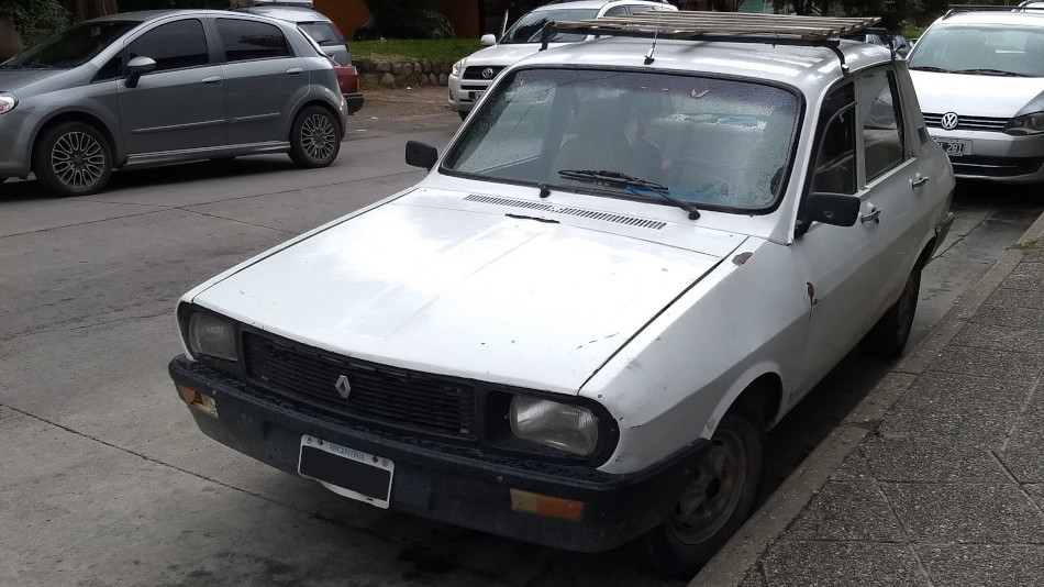 Renault 12 blanco, Bariloche