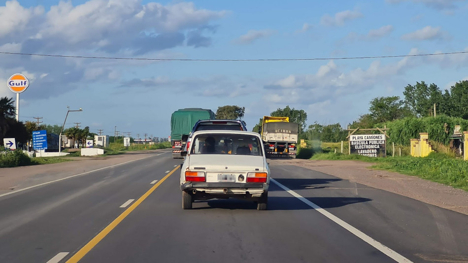 Renault 12 blanco, Bolivar