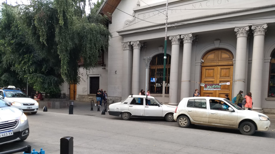 Renault 12 blanco, Bariloche