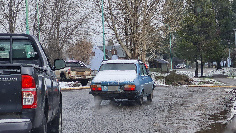 Renault 12 celeste metalizado, San Martín de los Andes