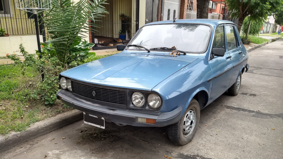 Renault 12 celeste, Boulogne