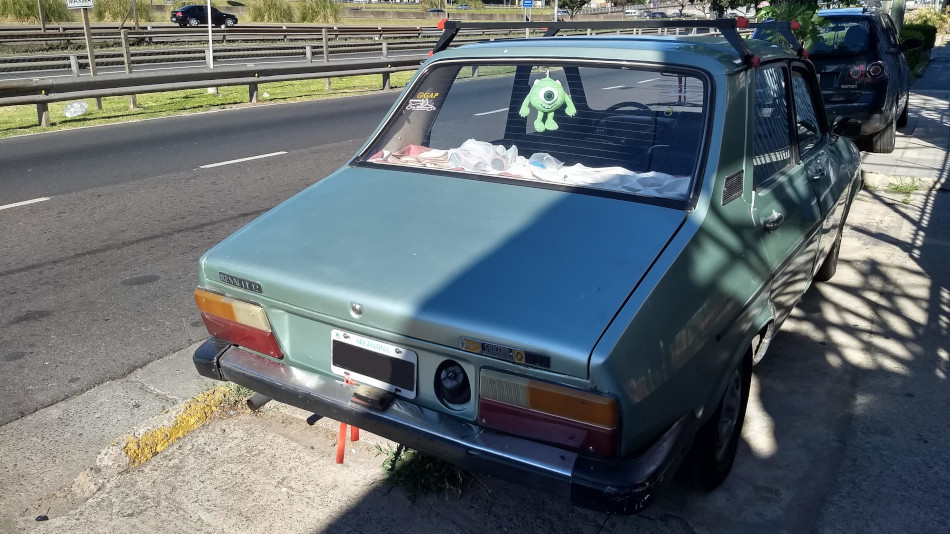 Renault 12 verde metalizado, Boulogne