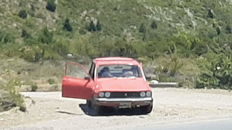 Renault 12 Break rojo, Bariloche