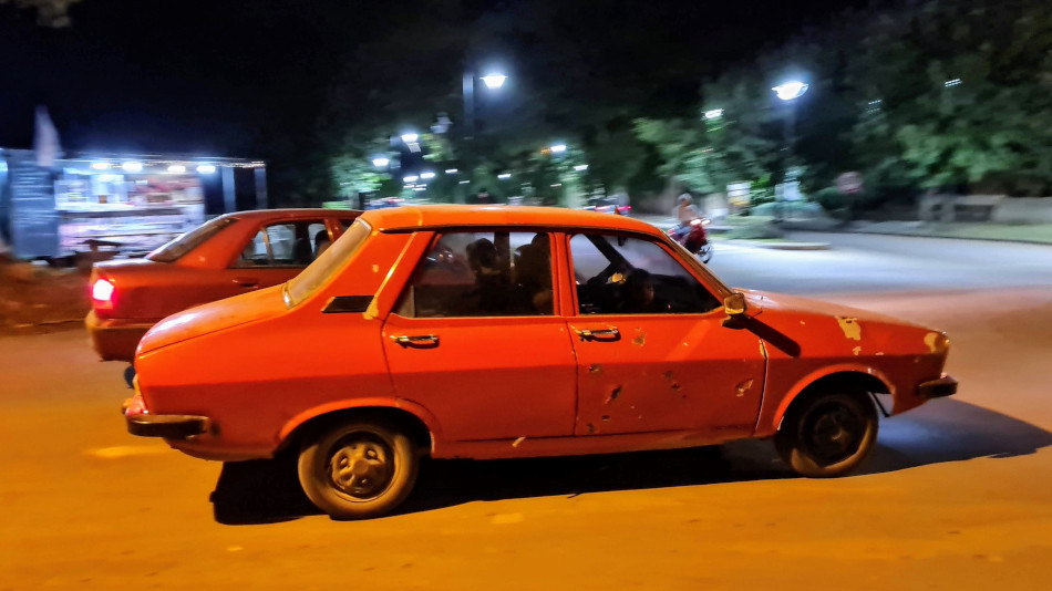 Renault 12 rojo, San Antonio de Areco