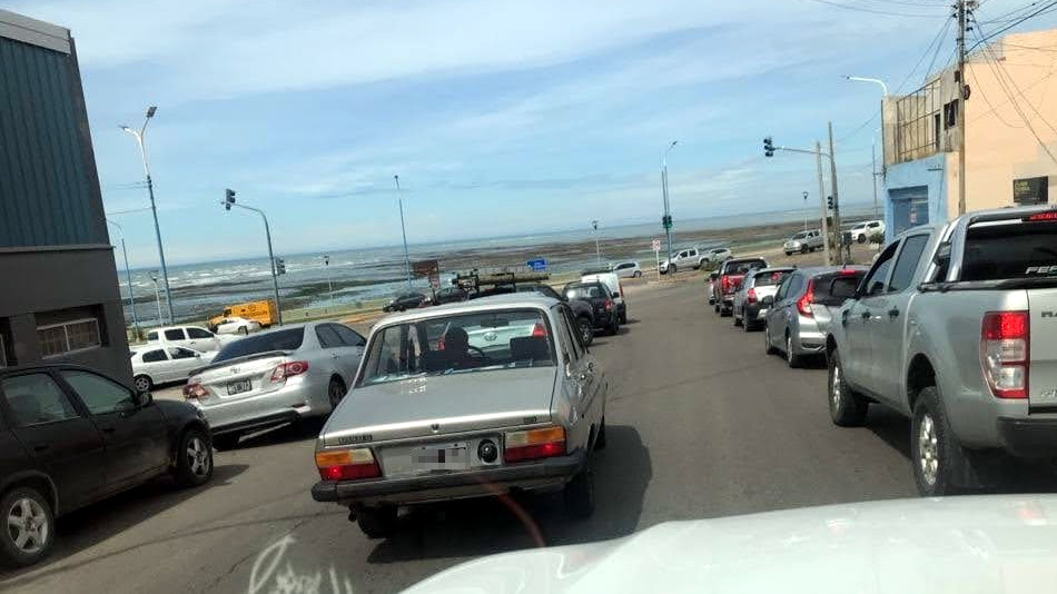 Renault 12 gris metalizado, Comodoro Rivadavia