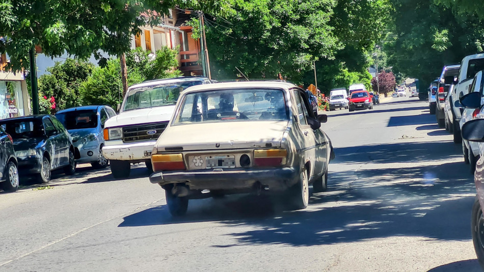 Renault 12 crema, San Martín de los Andes